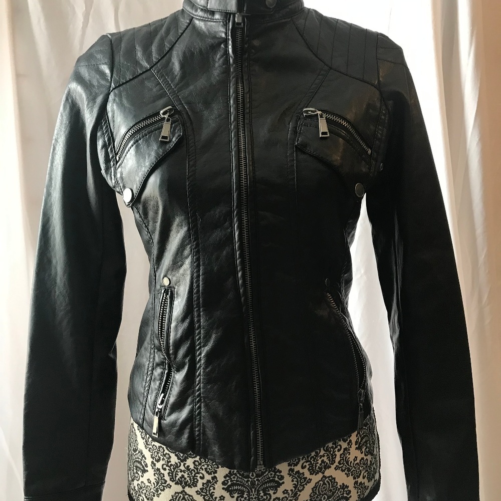 Motorcycle jacket
